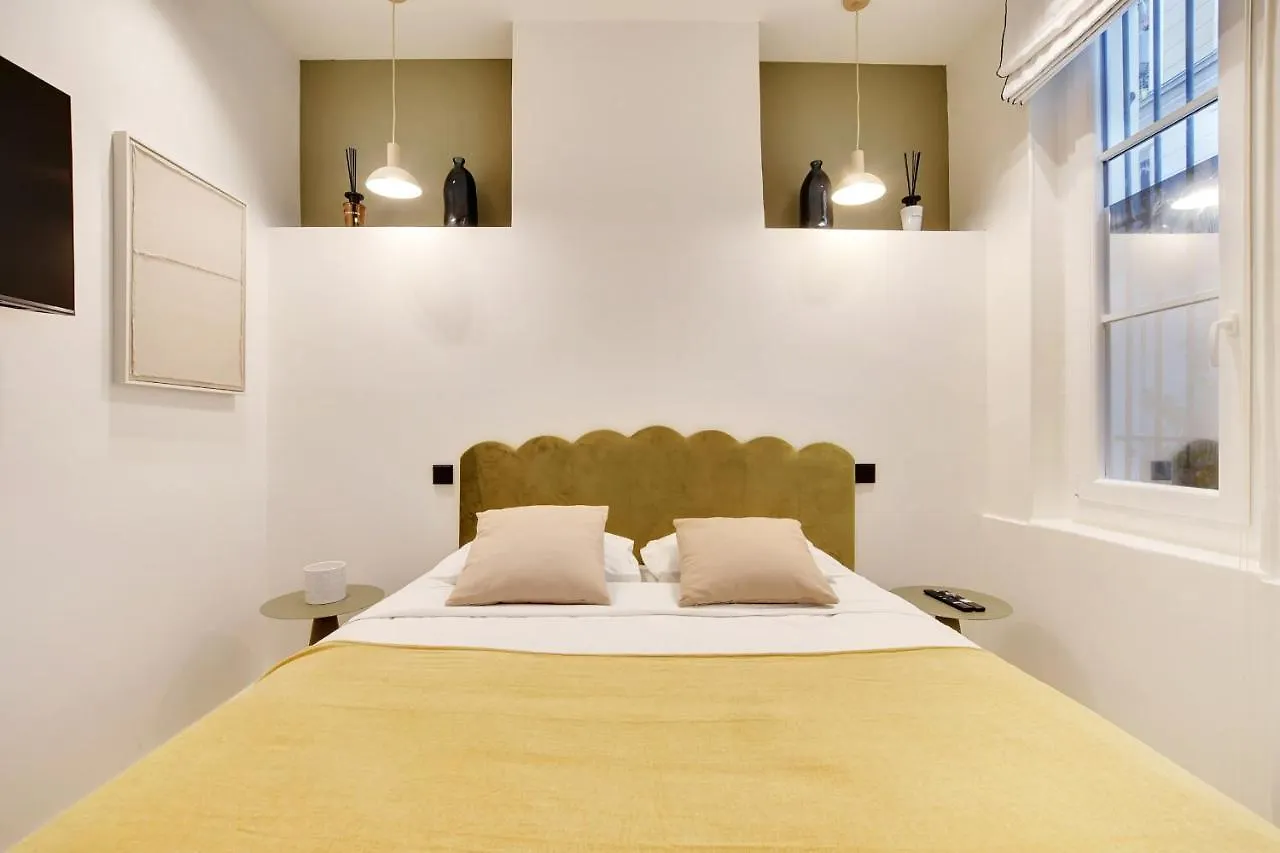 Saint Ambroise Cosy Suit 2P 1Bdr Paris Apartment